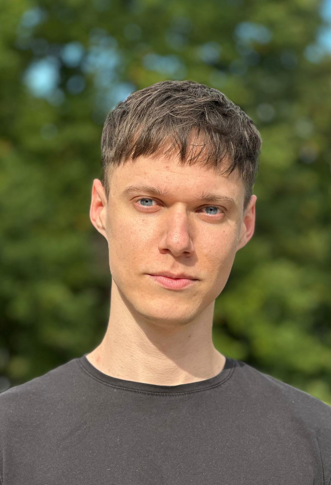 Entwicklungsleiter von Advonext - Informatiker Maximilian Fornaçon